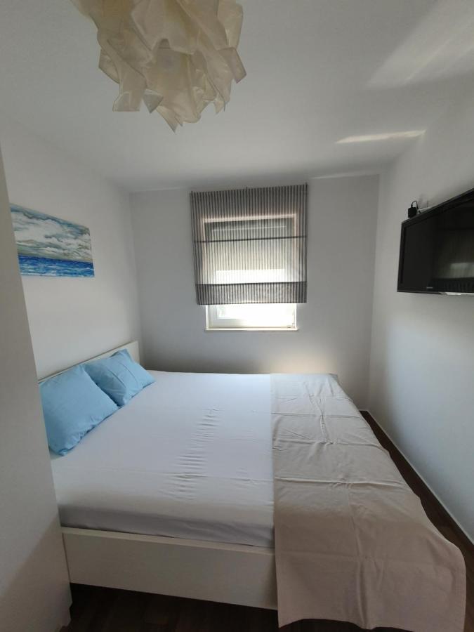 Teo Apartamento Čižići Exterior foto